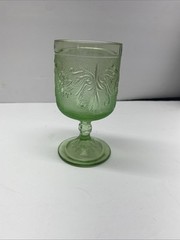 Vintage Indiana Glass Tiara Chantilly Sandwich Green Wine Cordial Glass