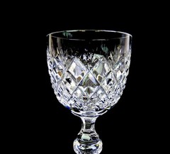 Kusak Brilliant Cut Crystal Cherry Diamond & Fan 2 pc 5″ Port Wine Glasses 1975-