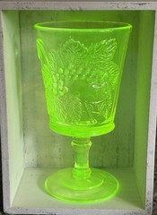 L. G. Wright Strawberry And Currant Vaseline Glass Water Goblet 6”H 3.25”D