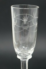 Vintage Mid-Century 6 Wafer Cut Starburst Etched GLASSES Liqueur Stemmed 3 5/8″