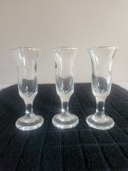 3 Vintage Cordial Glasses by Libbey Glass Co. Embassy Pattern Clear • 4¼» Tall