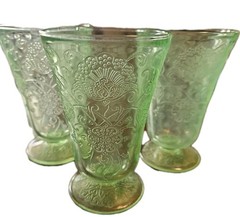 Hazel Atlas GREEN FLORENTINE POPPY 4” Footed 5oz Juice Glass Lot Of 3