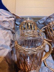 Set Of 4 Vtg Juice Glasses With Rattan Holders 4″
