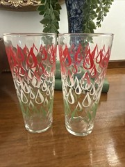 Vintage Tumblers Teardrop Pattern. Set Of Two