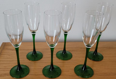 6 Vintage French Luminarc Champagne Flutes Emerald Green Stems 9in Tall