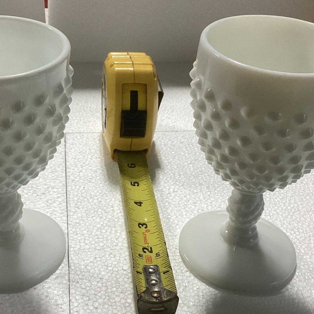 Milk Glass Hobnail White Goblets Two-Piece Set Glossy Round Drinkware