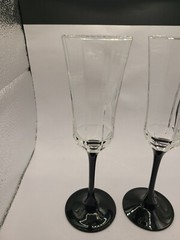 Luminarc France champagne glasses. Set of 2 octagon shape w black stem. Vtg