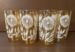 #1625 Set Of 4 Vintage 4oz Juice Glasses Jeanette Marigold Carnival Glass