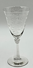 Fostoria Romance Flowers and Ribbons Stemmed Water Glasses – 7 1/2″ – 9 oz. (2)