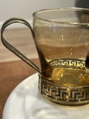2 Vtg Libbey Amber Gold Glass Coffee Cups Drink Glasses Metal Handle Greek Key