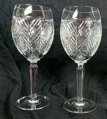 Set ~2~*Ralph Lauren* Herringbone Crystal 8-3/4″ Barrel Shape Stemmed Glasses