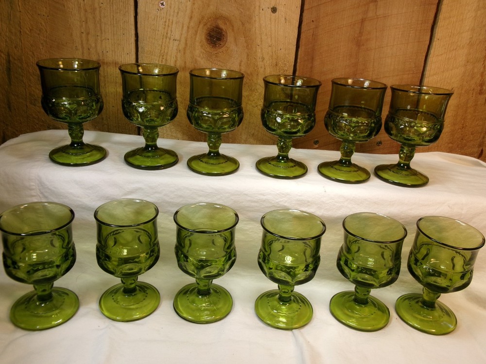 12 Vintage Indiana Glass Avocado Green Kings Crown Thumbprint 4 3/8″ Goblets