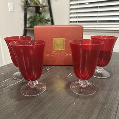 Set Of 4 Lenox Holiday Gems Ruby Red All Purpose Glasses For the Holidays in Box