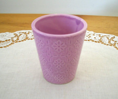 Light Purple Daisy pattern 3″ Drinking Cup ~