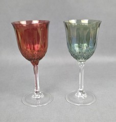 2 Wine Goblets Cranberry & Green Iridescent Glass Diamond Criss Cross Pattern