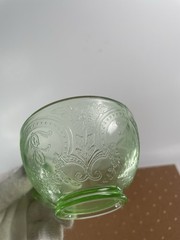 Vintage ANCHOR HOCKING Uranium Vaseline CAMEO BALLERINA GREEN Teacup 2.25in
