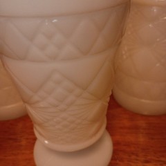 Set of 6 Anchor Hocking Wexford Milk Glass Goblets