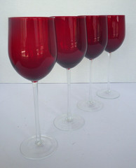 Ruby Red Clear Stemmed Wine Glass Goblets 9 1/4″ High 12 oz. Capacity Set of 4