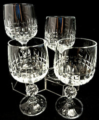 Belfast Bohemia Crystal Wine Glasses Four (4) 5.75″ Cross Cut Faceted Ball Stem