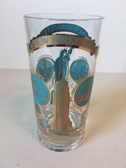 Vtg New York City Souvenir Glass Tumbler Statue Liberty Empire State Gold Blue