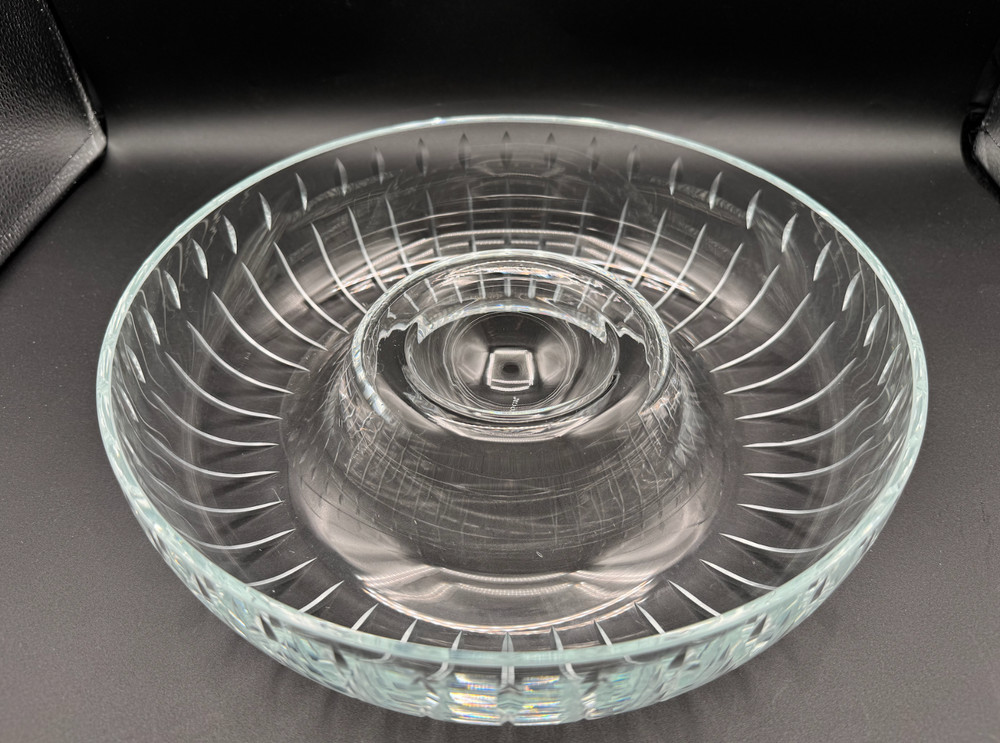 STUNNING 10.75»W BLOCK Cut Glass Chip And Dip Bowl, Pristine Condition