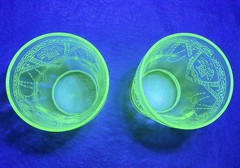 Set Of 2 Uranium Georgian (Lovebird Pattern) Depression Glass Tumblers