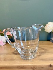 Fostoria Century Glass Pitcher 48 oz Ice Lip Scalloped Vintage