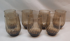Set/Lot of 7 VINTAGE Juice/Drinking Glasses Swirl Smoky Brown