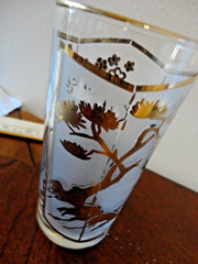 VINTAGE FROSTED GOLD GILT OVERLY CHINOISERIE FRED PRESS STYLE COCKTAIL ONE GLASS