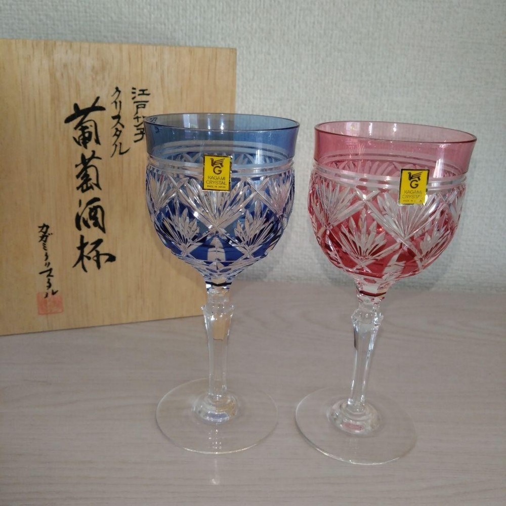 Kagami Crystal Edo Kiriko Pair Wine Glasses Blue Red With Wooden Box UNUSED