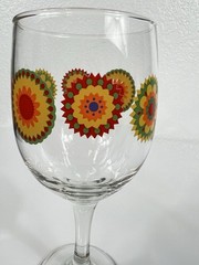 VTG Libbey Wine Glass 70’s Vibe Colorful Mandala Pattern Retro Groovy MCM
