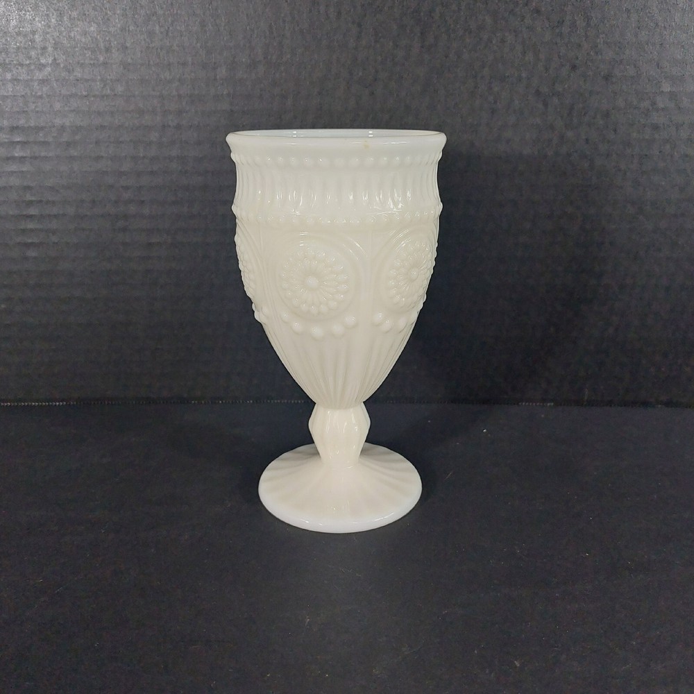 The Pioneer Woman Adeline Snow Goblet Tumbler Chalice Milk Glass White Gibson