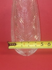 CRYSTAL CUT LEAVES & FERN DESIGN VASE SAW BORDERS 10″ HEAVY!!