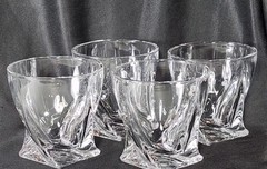 Mikasa Whiskey Crystal Drinking Glasses Twisted Motion Square Bottom Set 4