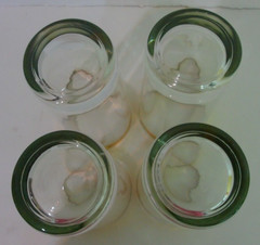 Vtg Set of 4 Drinking Glasses Tumbler Clear with Gold Trim On Top Edge 5.5″ Tall