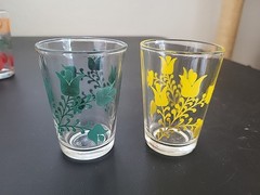 2 Vintage 3.75-Inch Glass Tumblers with Yellow & Green Tulip Design