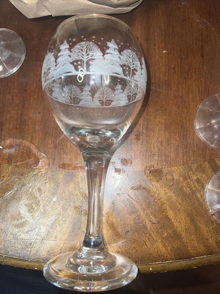 Arby’s Pines by Lynn’s China 12 oz Goblet w/Gold Trim