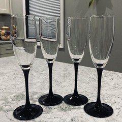 Set Of 4 Vintage France Luminarc Black Steam Crystal Champagne Flutes