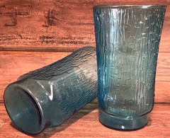 2 Anchor Hocking Pagoda Laser Blue Turquoise Texture Rain 5 1/2″ Tumbler 16 oz