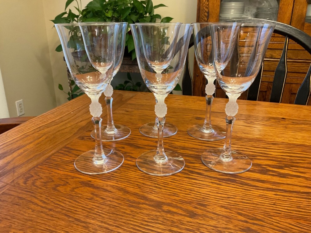 Crystal Saski 7 3/4” Frosted Pineapple Stem 8 oz. Wine Glasses Made in Japan (6)