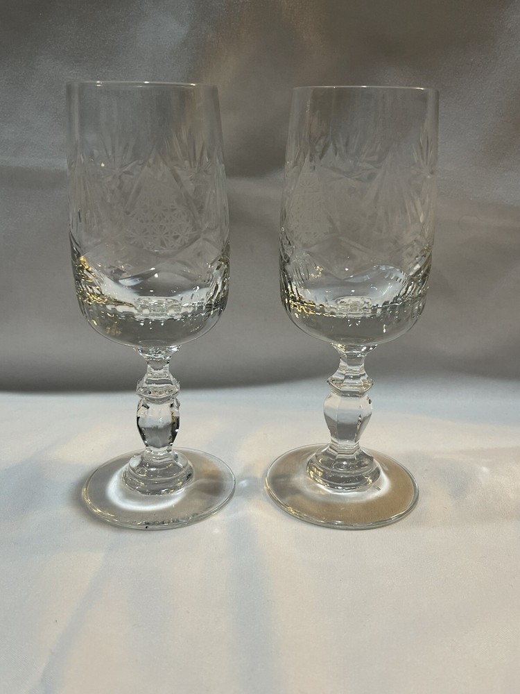 2 Blown Clear Wine Glasses Cut Criss-Cross & Fan On Bowl unknown pattern