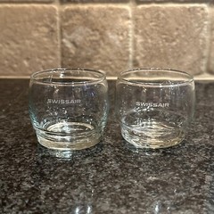 Set of 2 Vtg SwissAir Airlines Etched Logos Beverage Juice Liquor Glass Cups lot