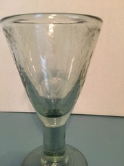 2- HEAVY CLEAR FLORAL/LEAVE PATTERN ETCHED GLASS FOOTED GOBLETS 7″ TALL