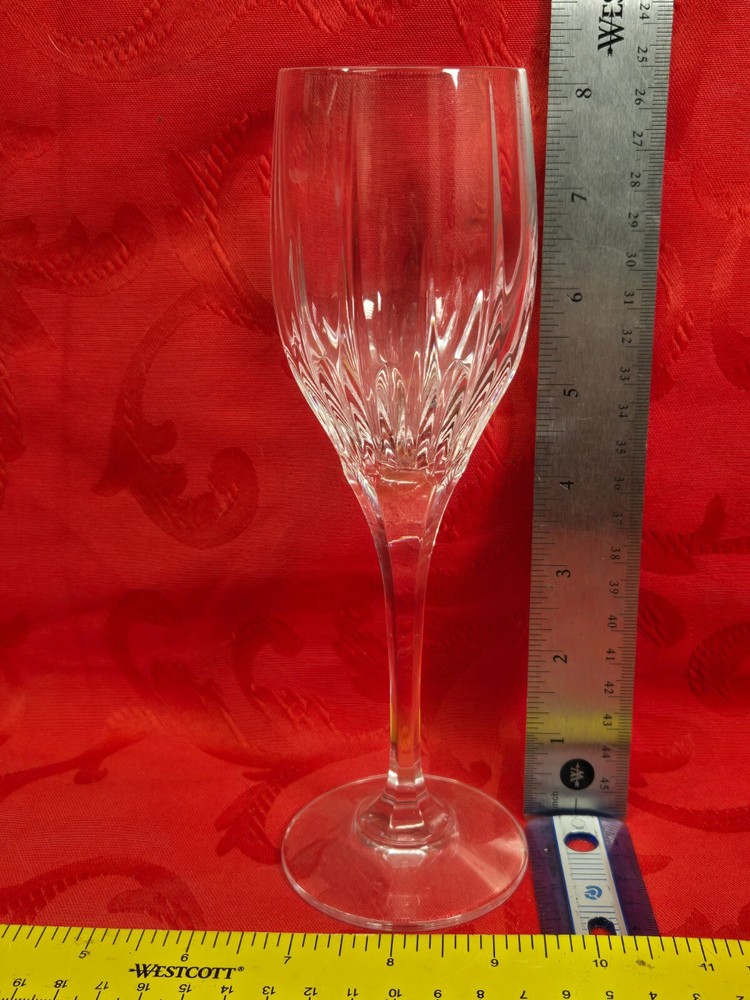 Mikasa Arctic Lights Crystal Wine Goblet Glass 8 1/4″