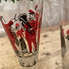 Vintage RED BLACK &WHITE Drinking Glasses/flutes -MARCHING BAND Victorian design