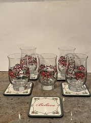 5 Vtg Libbey Arbys Gold Rim Holly Berry Christmas Glasses +Believe Coasters READ