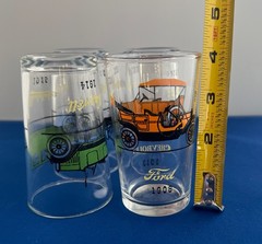 Vintage HAZEL ATLAS Antique Car Glasses Set of 4 Bar Ware Tumblers Automobiles