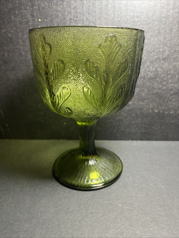 VTG FTD 1975 Green Glass Tumbler with Oak Leaf Pattern