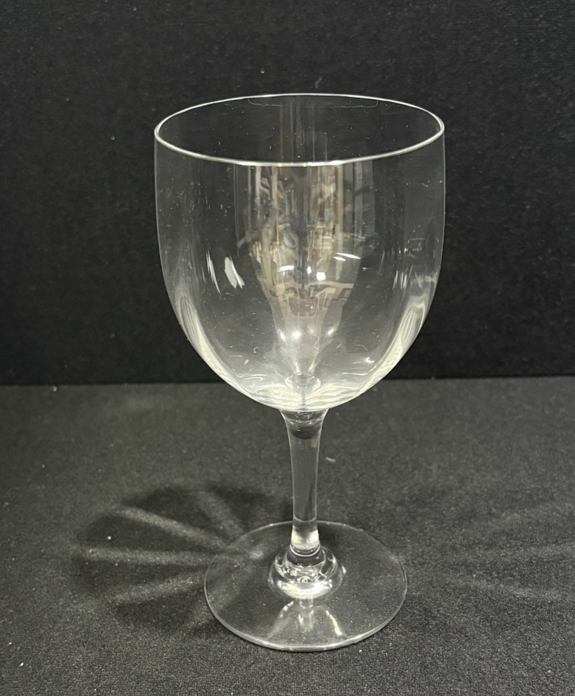 Baccarat France Crystal Montaigne Optic Claret Wine Glass 8 Ounces 5 3/4″