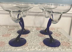4 LIBBEY Cobalt Blue BRAVURA Margarita/Martini Curved Stem Glasses 7 1/4 «